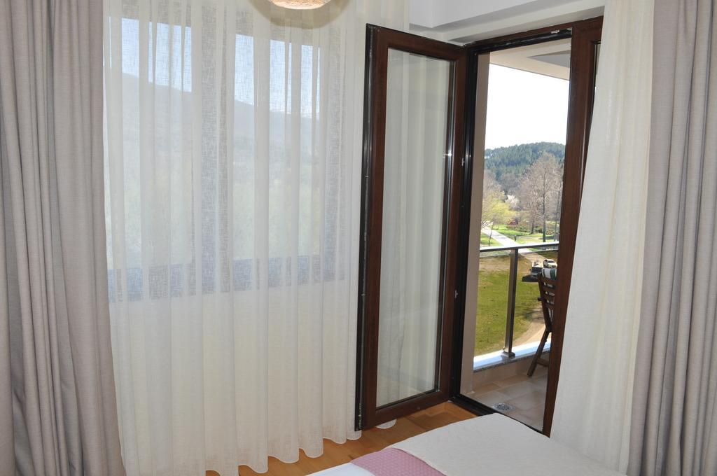 Komac Apart Ohrid Bagian luar foto