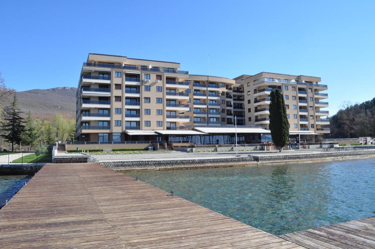 Komac Apart Ohrid Bagian luar foto