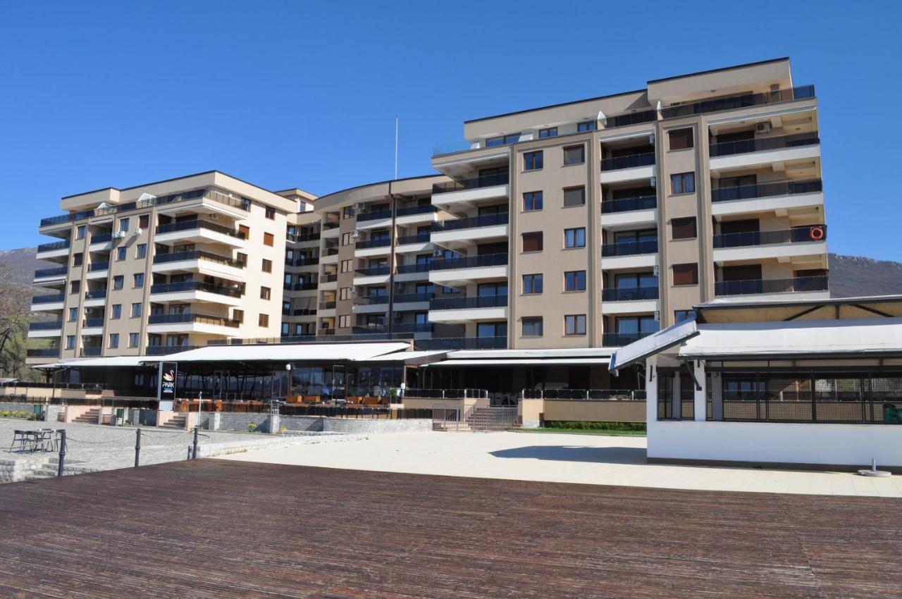 Komac Apart Ohrid Bagian luar foto