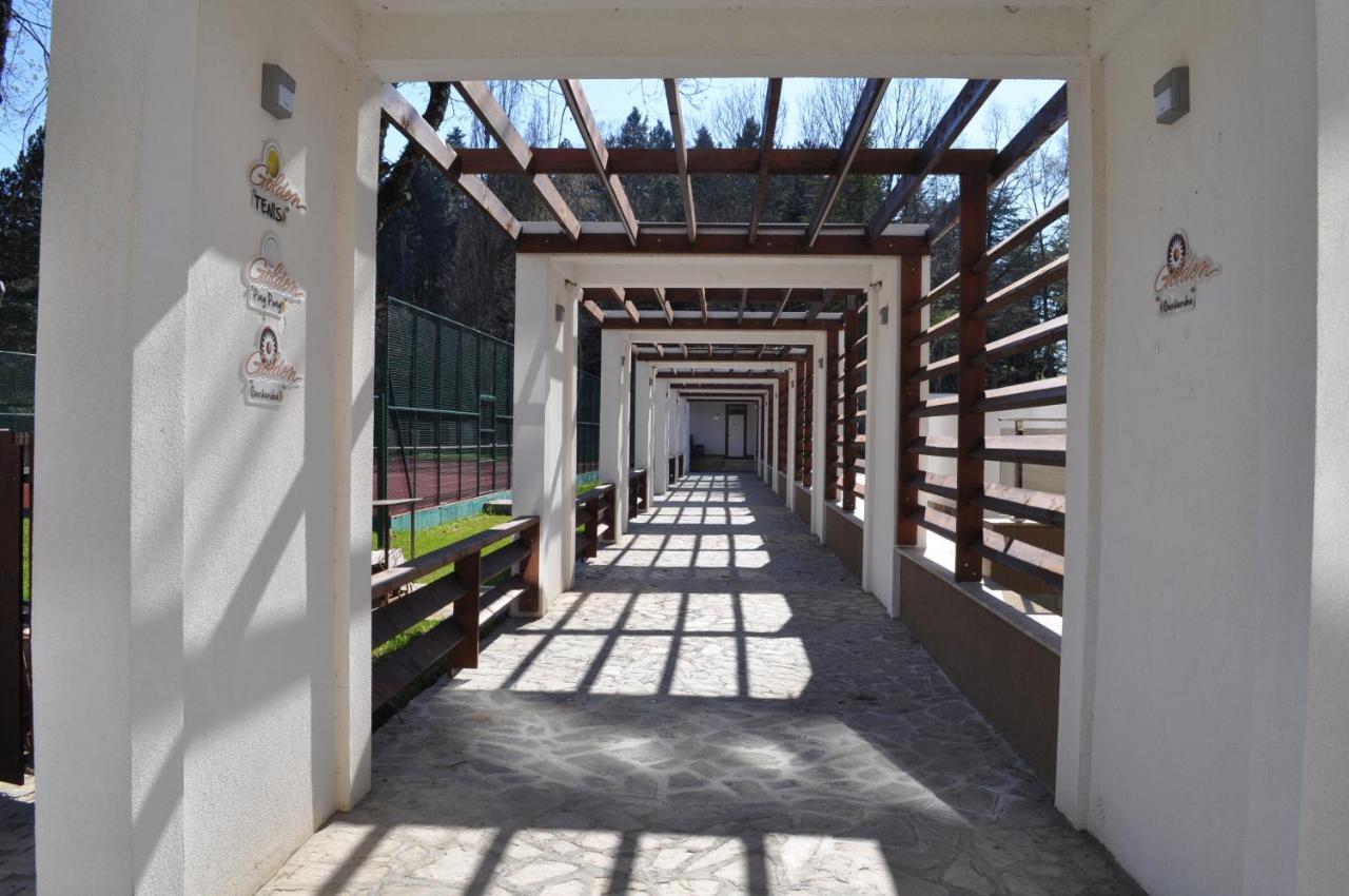 Komac Apart Ohrid Bagian luar foto